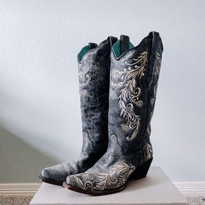 Rare Black Leather Floral Embroidered Corral Boots